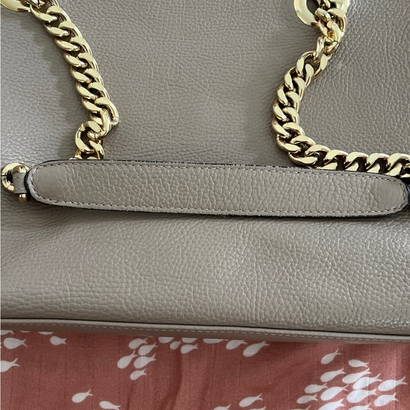 MARIO VALENTINO
Floralie Leather & Chain Strap Shoulder Bag - Picture 2 of 7